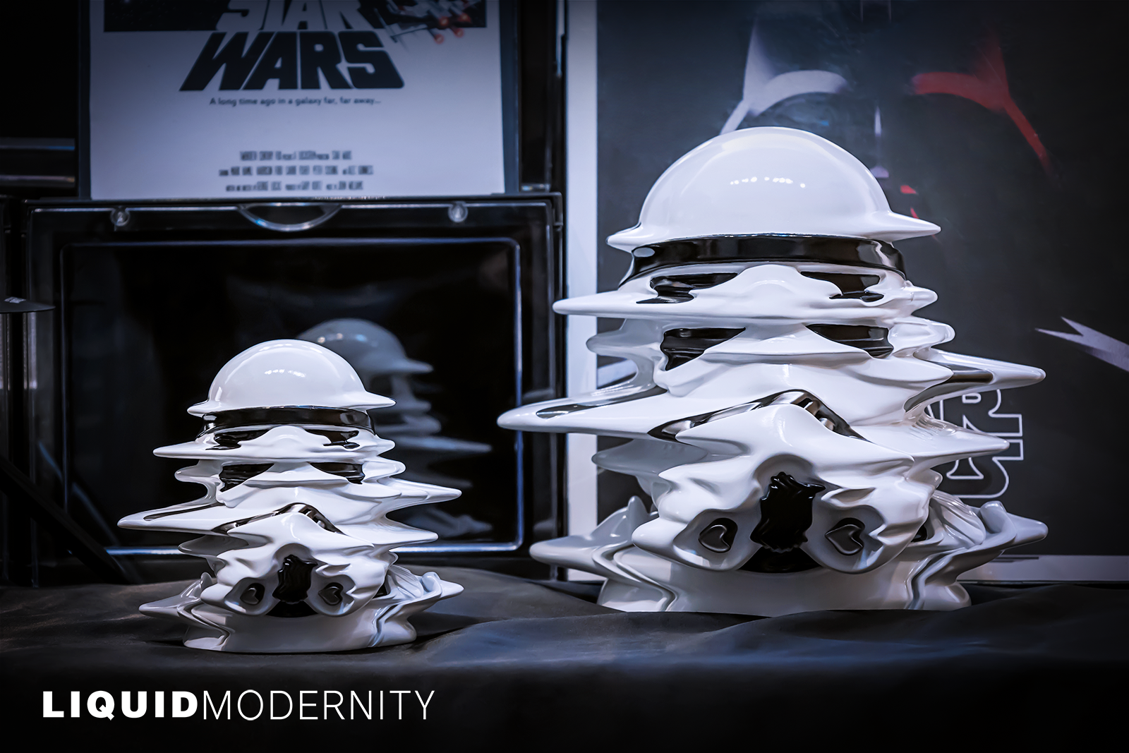 A blind box and art toy store: Liquid Modernity - Soldier, a white and black resin sculpture set on a table, available in two sizes, with limited editions of 399 and 299 sets respectively.