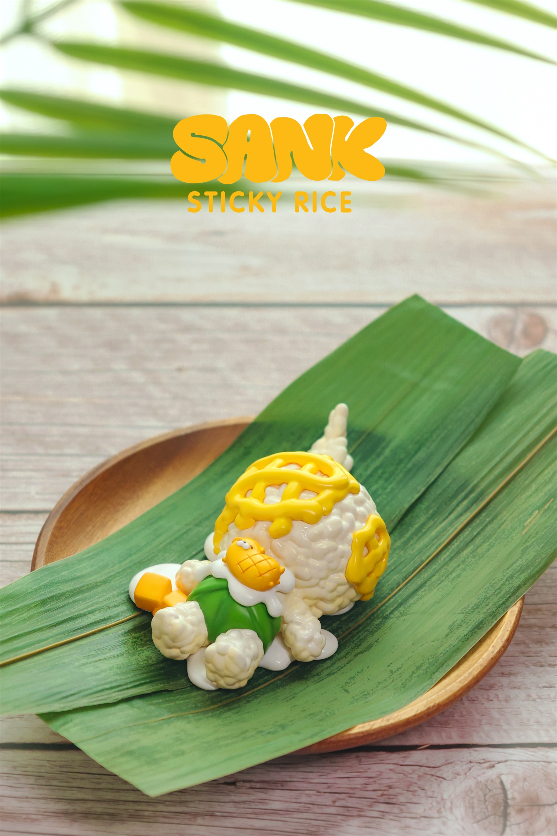 Sank Sticky Rice toy on a leaf, preorder for Q2 2025, limited edition resin piece, size 6.8x4.5x11.8 cm.