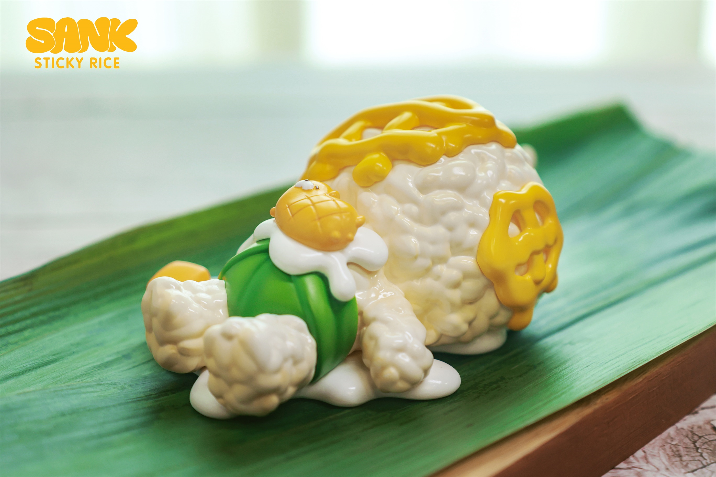 Sank Sticky Rice toy figurine, resembling a cauliflower and pineapple, crafted from resin. Preorder for Q2 2025, limited edition of 125 sets.