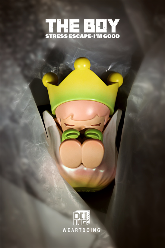 The Boy-Stress Escape-I'm Good toy figurine, in a plastic bag, features a crown and is a limited-edition preorder item.