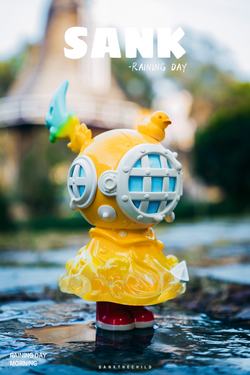 A blind box and art toy store: Sank-Raining Day-Morning toy preorder, limited to 199 sets, made of resin, 8.6cm x 10.4cm x 14.7cm.