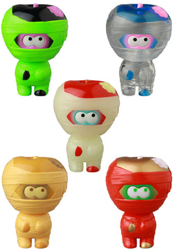 VAG Series 41 Human Robot Yummy Mummy toy, 2.5-inch vinyl figure from Strangecat Toys' art toy collection.