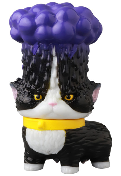 VAG Series 41 Doshaburi Neko: a 2.5-inch vinyl art figure of a black and white cat wearing a yellow collar and purple hat.