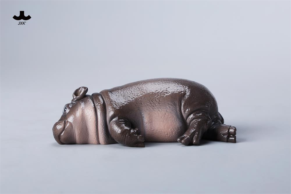 JXK-Baby Hippopotamus Figurine- MooDeng 3, a detailed resin hippo figurine, preorder for April 2025, measuring 8.5x11x14cm.