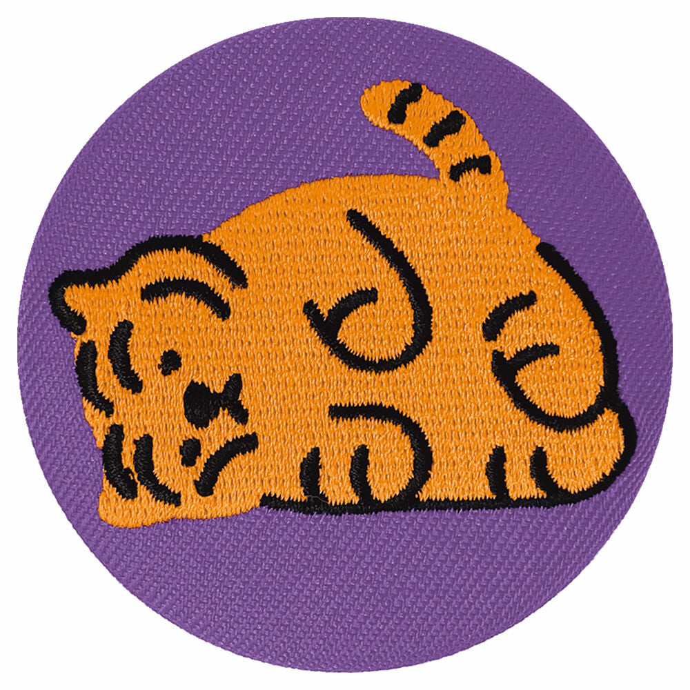 MUZIK TIGER Embroidered Blind Button