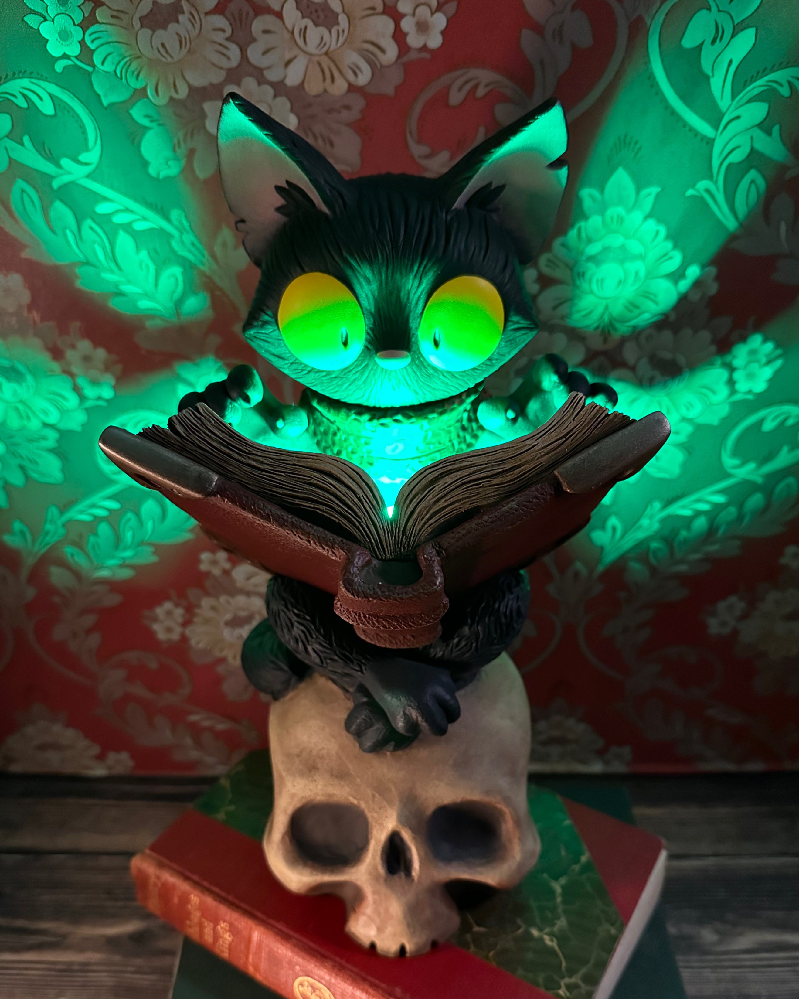 Whispers Through The Keyhole - Skullkitty Lamp by Saint Monday