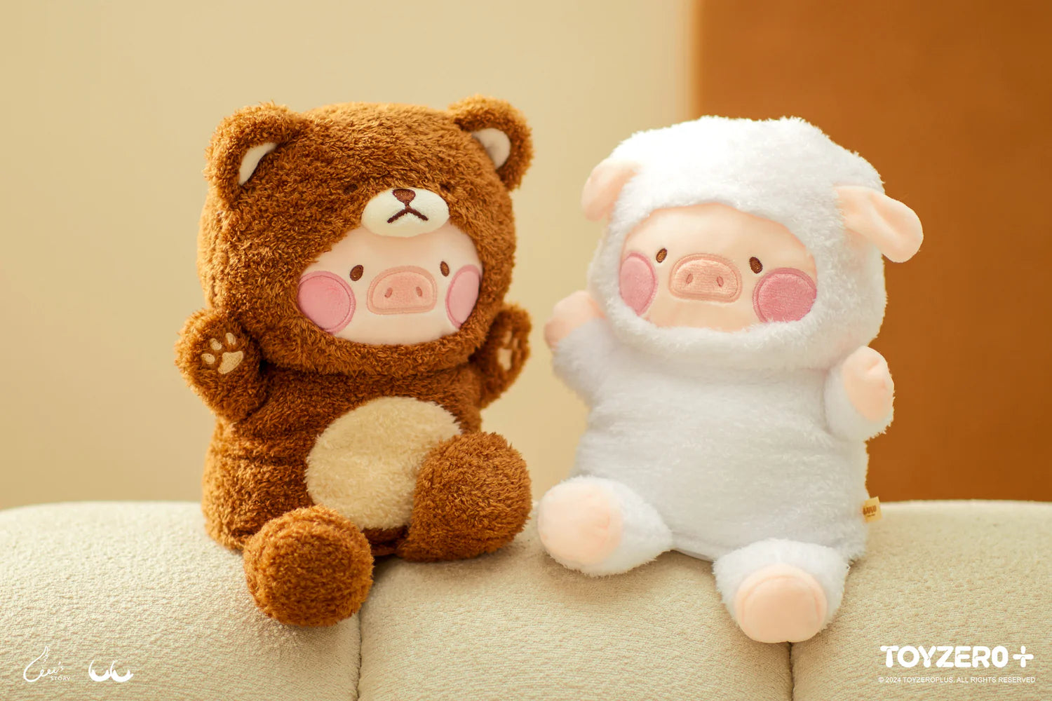 LuLu the Piggy Costume Series - Fluffy Hand Puppets, a cozy plush toy with a piggy costume, perfect for play or collection. Size: 19.5 cm x 10.5 cm x 22 cm.