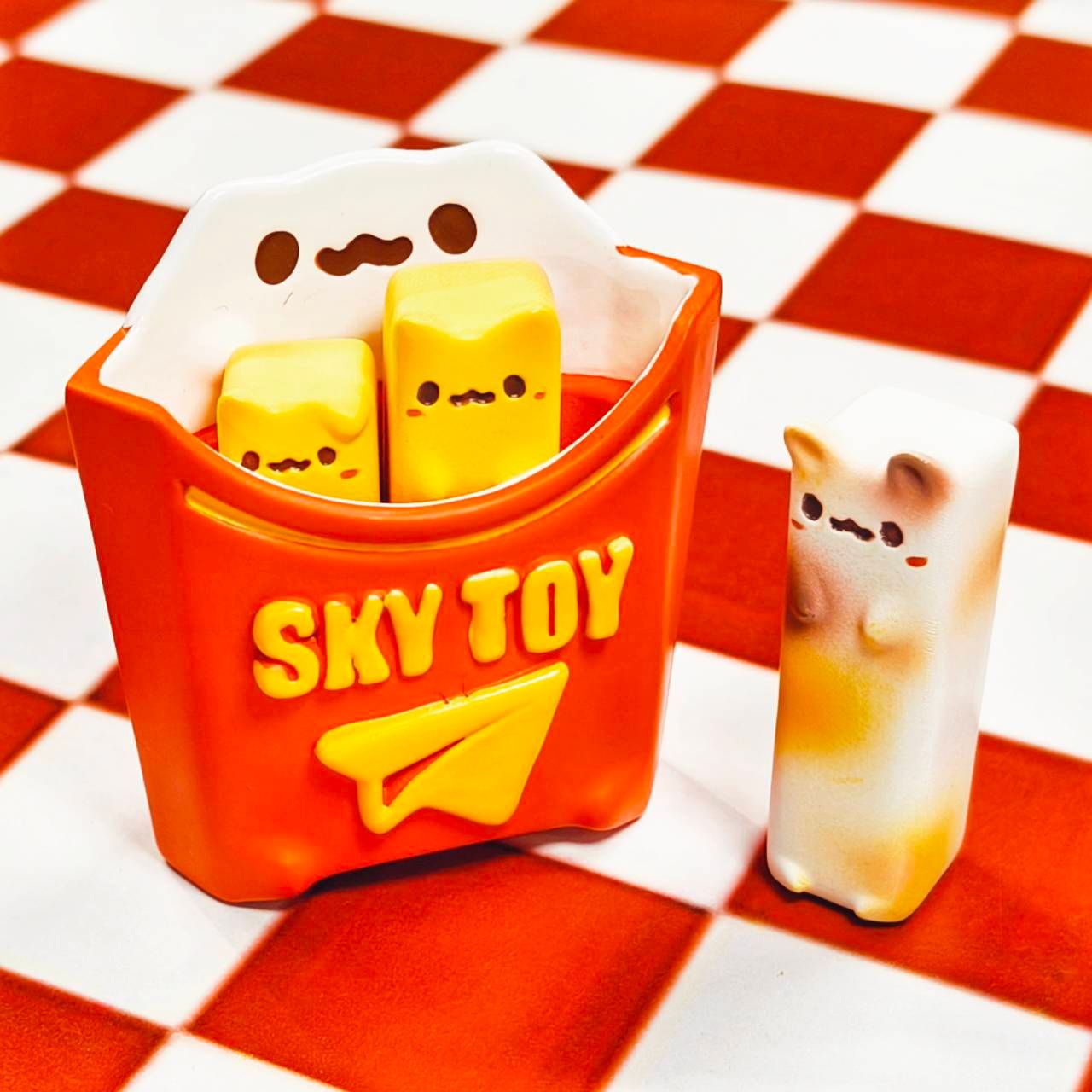 Strangecat Toys