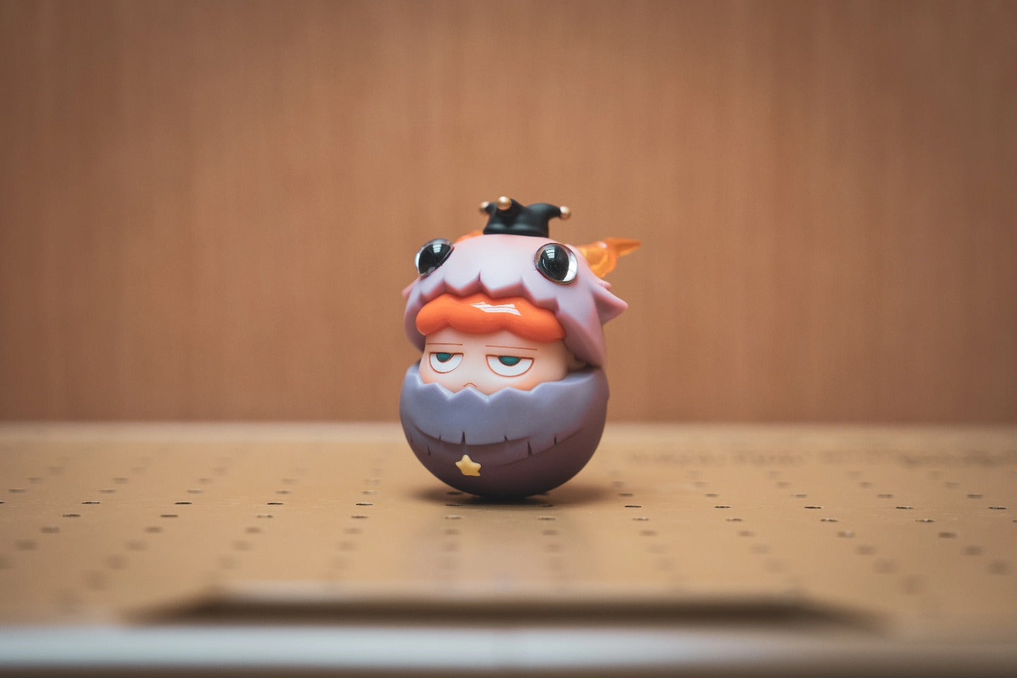 A blind box art toy: TEPOHPOH & WEEBLES 2 by Poh x Odom. Vinyl/PVC figurine of a person with a hat, pearl, and eyeball details. Preorder - Ships Late May 2024.