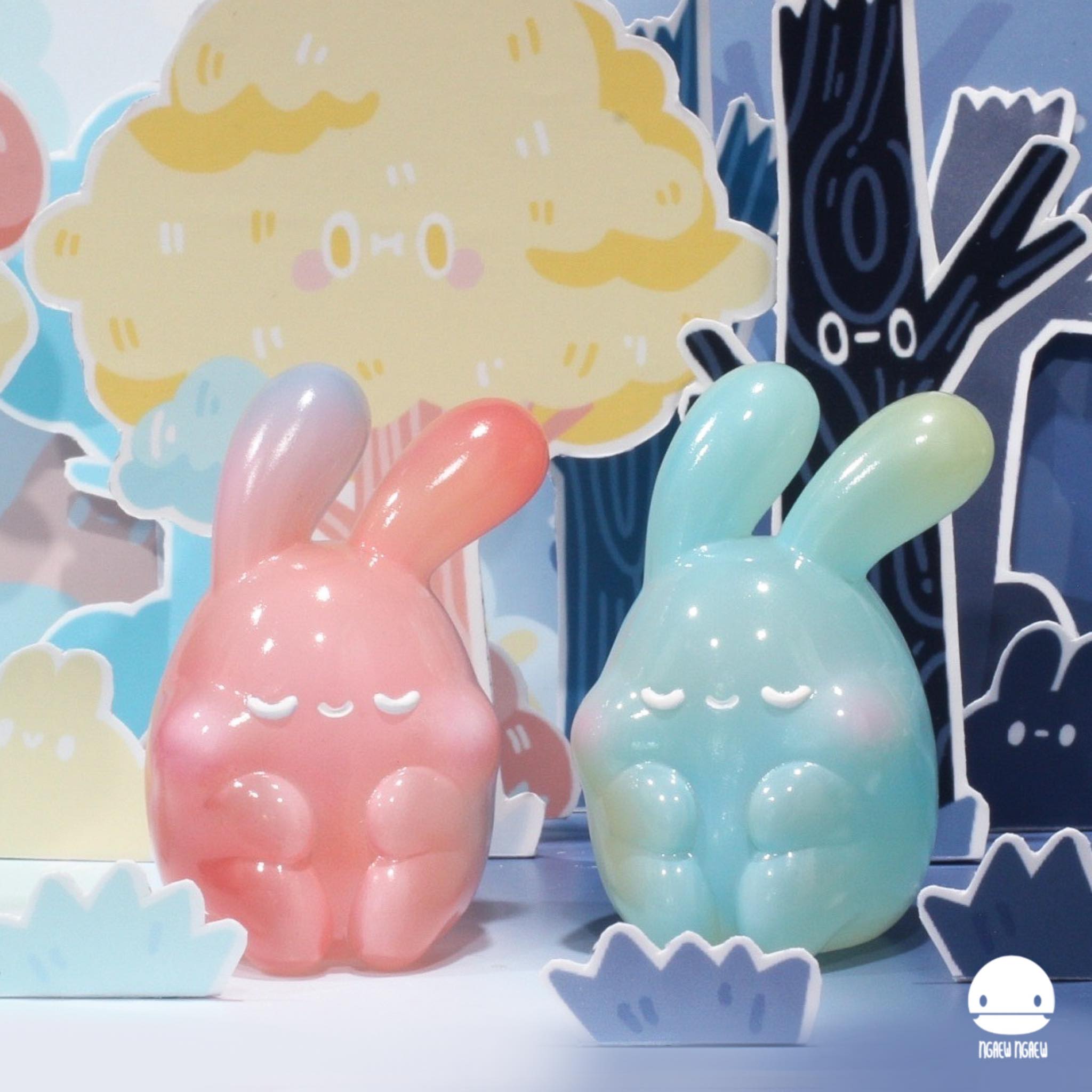 A blind box toy: Ngaew Ngaew Soul, a resin animal figure in blue and pink, 8cm in size. Preorder - Ships July 2024. Limited to one per person.