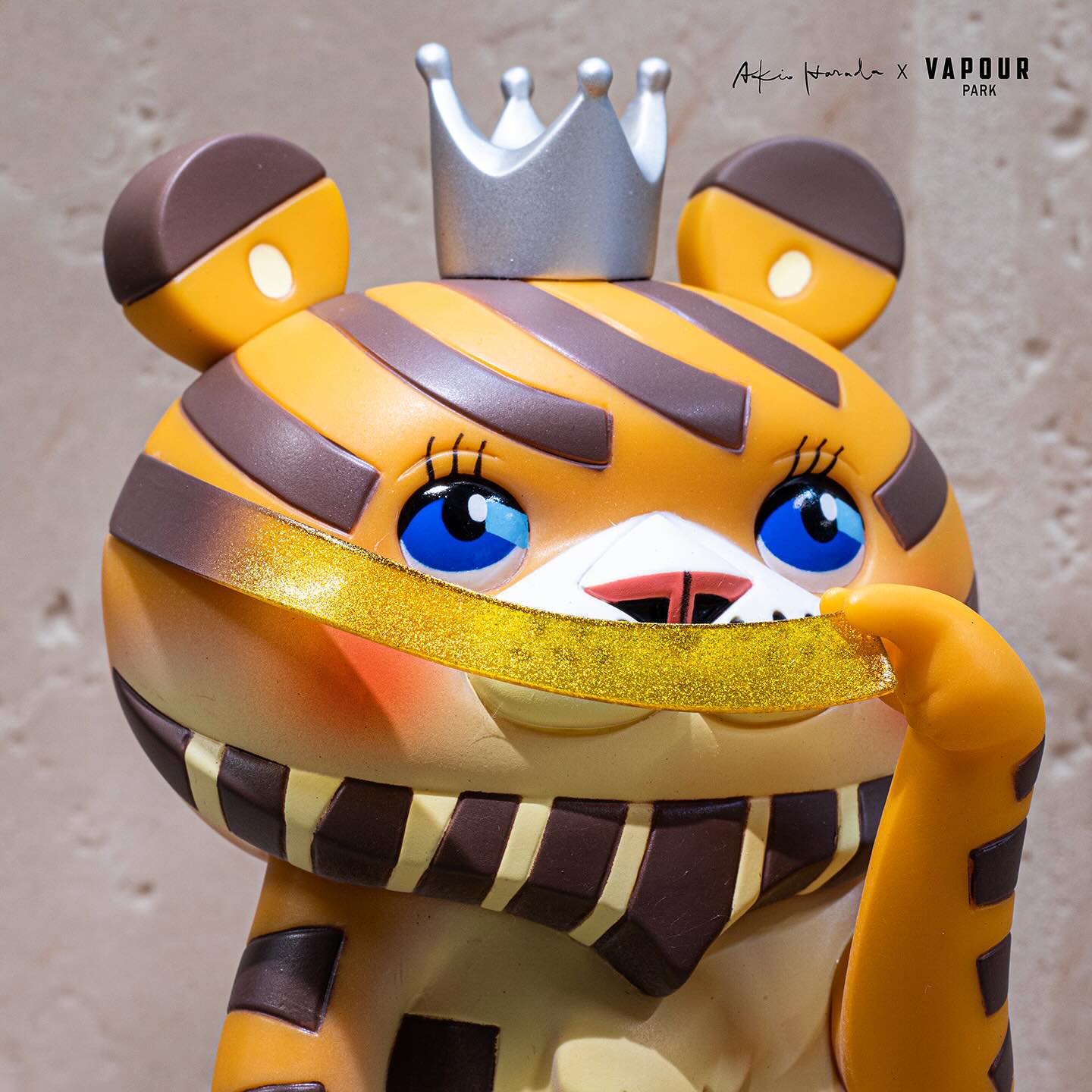 Bearded Tiger 3rd Colorway Chase Version by Akio Harada & Vapourpark