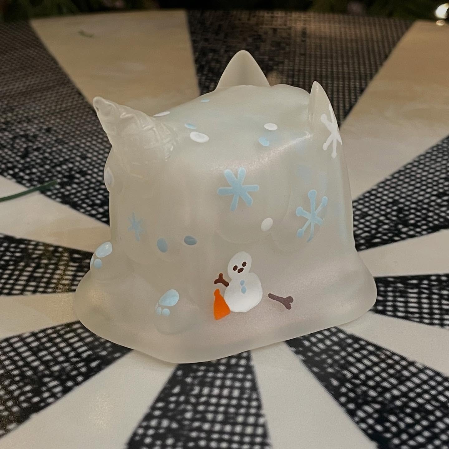 Ice cream cat - Snow Man by Rato Kim