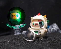 Space Hogkey colorful ver., a resin toy figurine, 9cm tall, featuring a space suit and light element, part of Strangecat Toys' unique art collection.