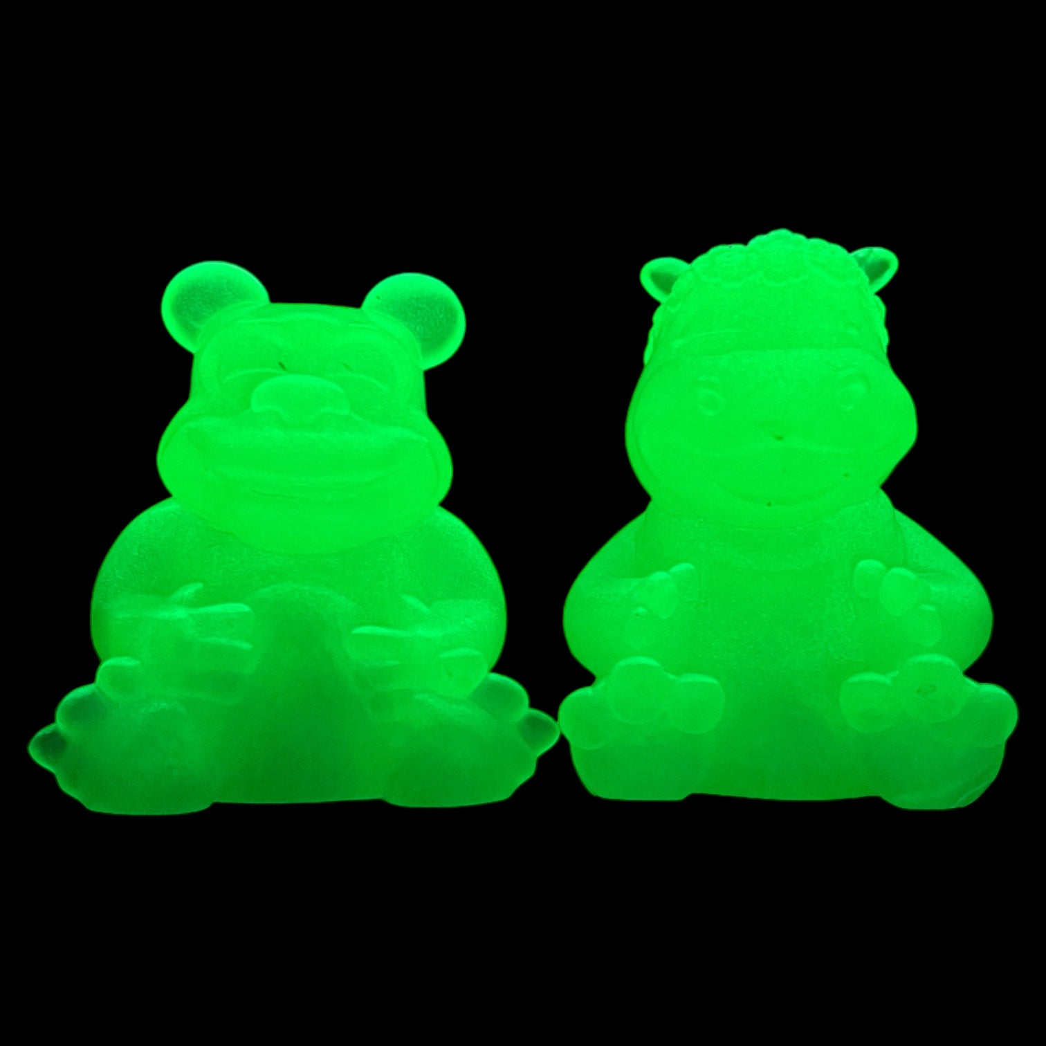 Green resin frog and bear figurines, part of the High Spirits - Gumbearto and Hippie Pam Set by Fett Up Toys, 2.75 inches tall.