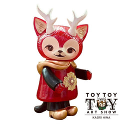 Sofubi toy featuring MORRIS -TOYTOYTOY 2023W VER.- by Kaori Hinata, a cartoon mammal figurine with a close-up of a flower.