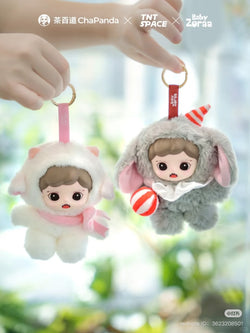 Zoraa Fluffy Cabin Series Vinyl Plush Blind Box keychain, preorder. Hand holds plush toy, part of a blind box collection with regular and secret designs.