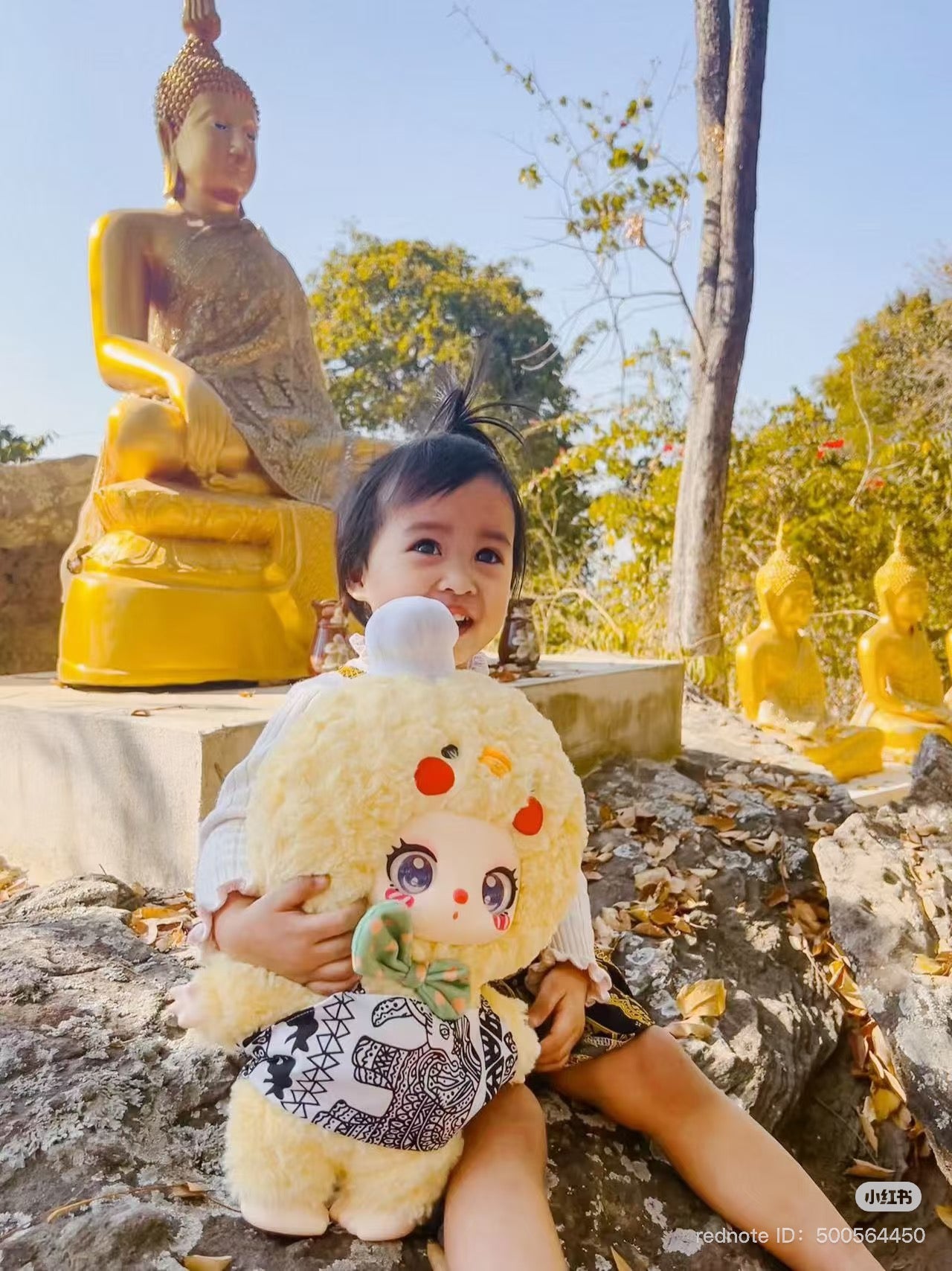 Child holding LIILA'S ZOO 600% Blind Box Plush from Strangecat Toys, showcasing product preorder for March 2025 release.