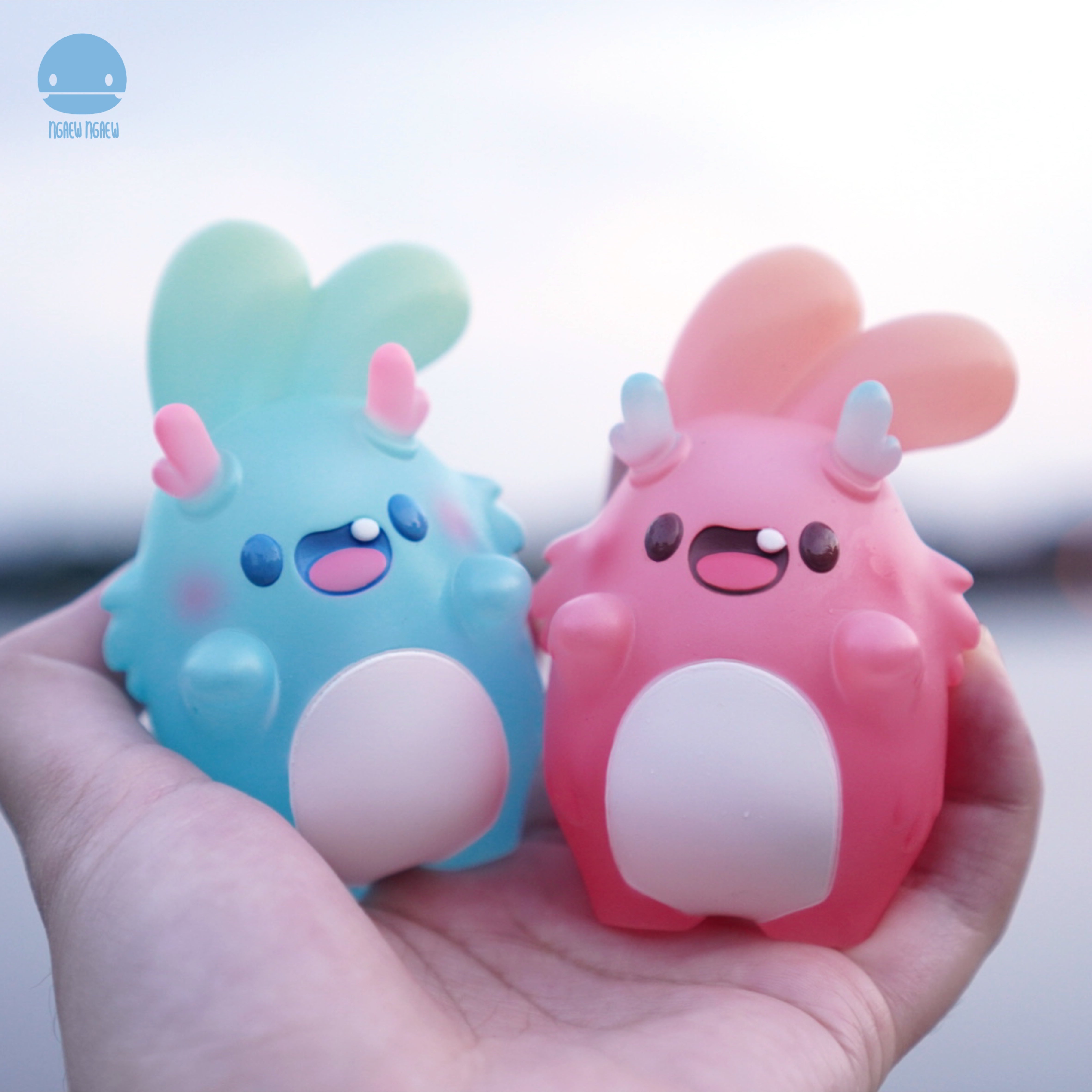 Ngaew Ngaew Dragon Candy toy preorder, featuring two small resin figures, 8cm tall, limited edition of 150 pieces each.