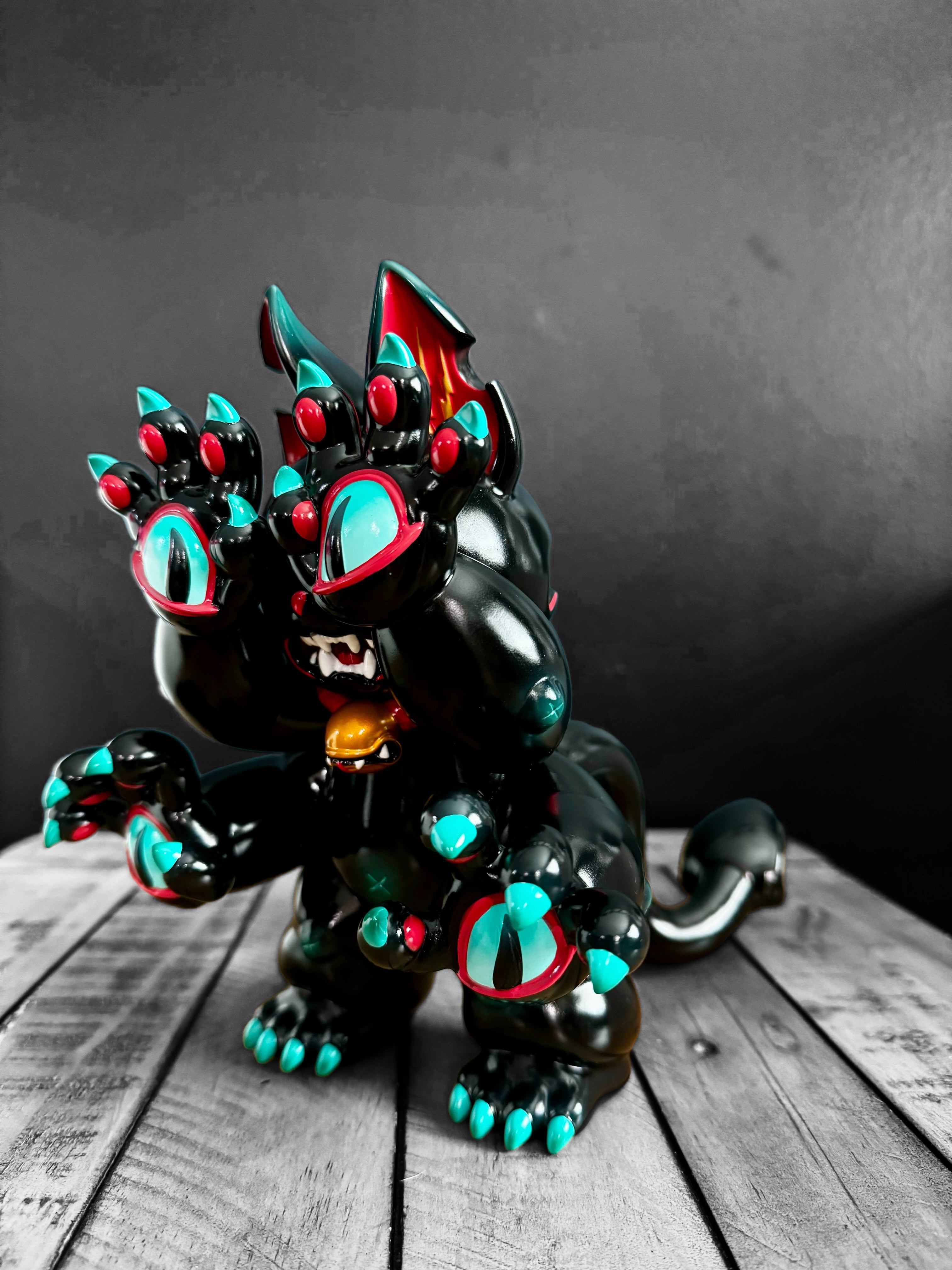 A blind box exclusive: DAINIGIRUJIN Black Ver. vinyl toy by Grape Brain. 8 inches tall, 9.5 inches long. Limited to 100pcs. Close-ups of blue eyes and detailed features.