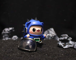 Space Hogkey Blue ver. toy figurine in blue garment, 9cm tall, made of resin, available for preorder, shipping late Feb 2025.