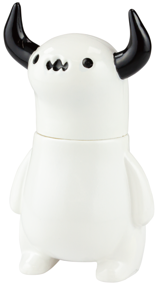 Sky Monster Bo Gacha Series: A white and black ceramic animal figurine from Strangecat Toys' blind box collection.