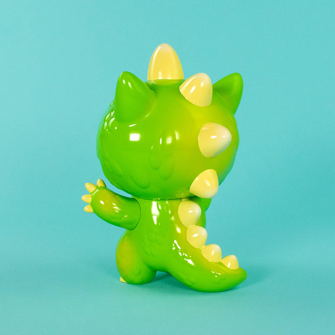 New Screaming Boomu Kaiju Kitty Soft Vinyl Figure with glossy green finish, open-mouthed roar, and 7-inch height.