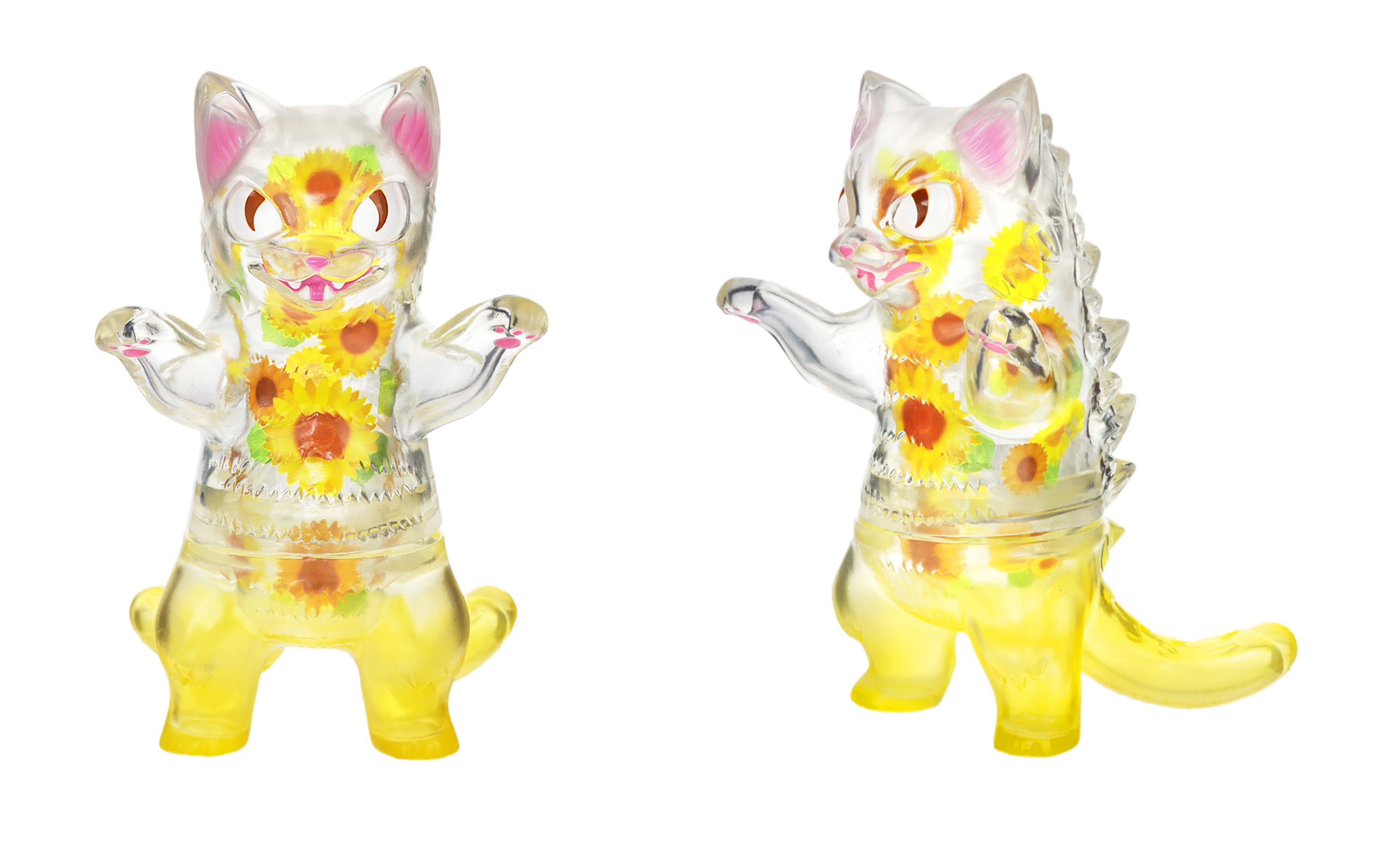 Negora Sunflower by Konatsu: A 3.8cm plastic cat figurine adorned with sunflowers. Limit one per person.