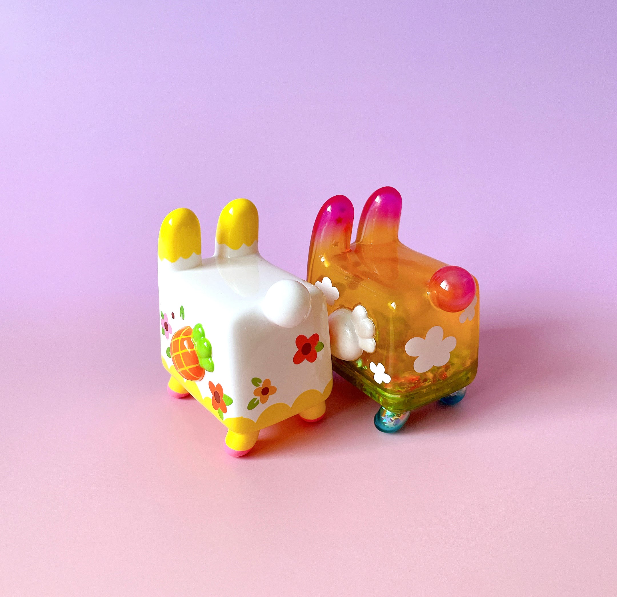 Box Rabbit - Rainbow by Rato Kim