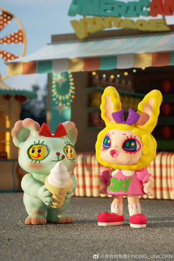 Toy figures holding ice cream cones from YEAOHUA Agan American Vintage Blind Box Series.