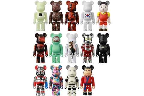 Be@rbrick Series 44 – Strangecat Toys