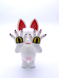 Japanese Soft Vinyl ONIGIRI - White by Grape Brain, a toy animal figure of a cat with unique features.