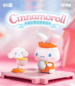 Cinnamon Roll - Take it easy Blind Box Series: a toy bunny figurine with rabbit ears and a close-up of a bowl.