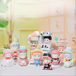 Toy figurines of a girl, child, boy, and baby with cartoon faces in Hey Dolls - Balloon Brother Amusement Park Blind Box Series.