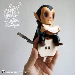 APPLE KNIFE THE VEGAN VAMPIRE by EMERGENCY TOYS